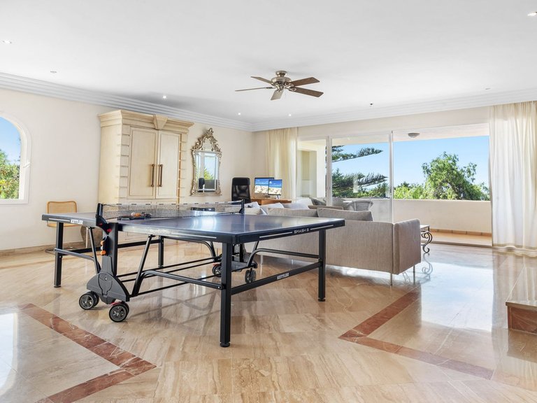 Villa for Sale in Benahavís, Malaga 21