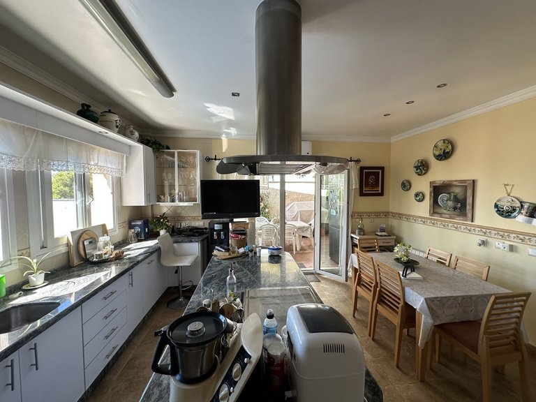 Villa for Sale in Cerrado De Calderón, Malaga 24