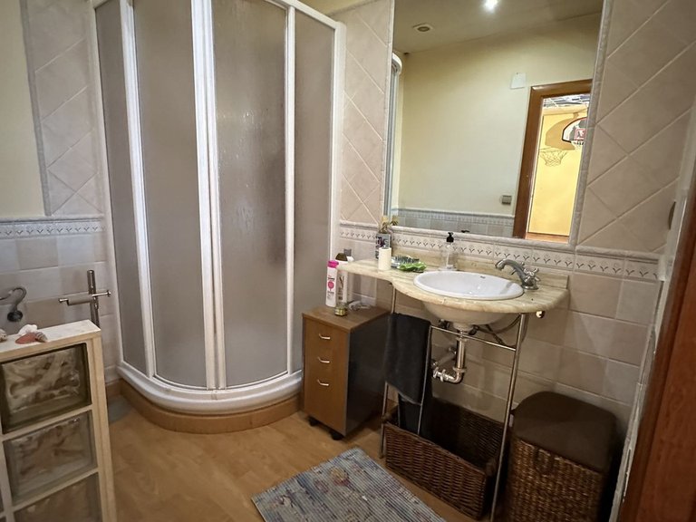 Villa for Sale in Cerrado De Calderón, Malaga 45