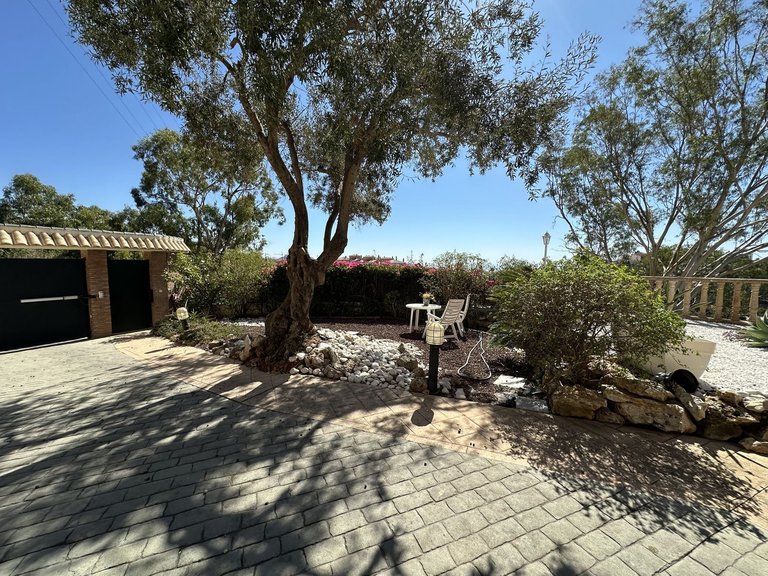Villa for Sale in Cerrado De Calderón, Malaga 6