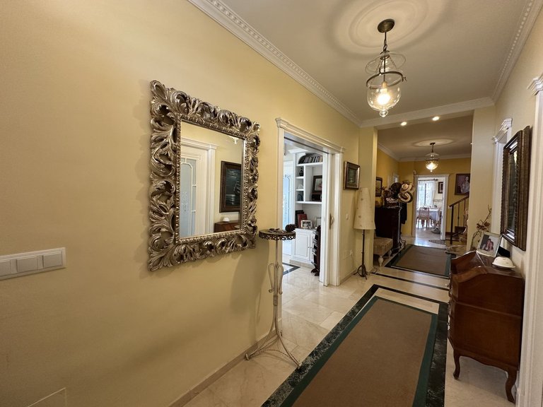 Villa for Sale in Cerrado De Calderón, Malaga 8