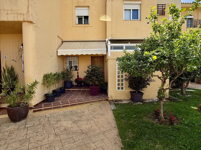 Villa for Sale in Selwo, Malaga 31