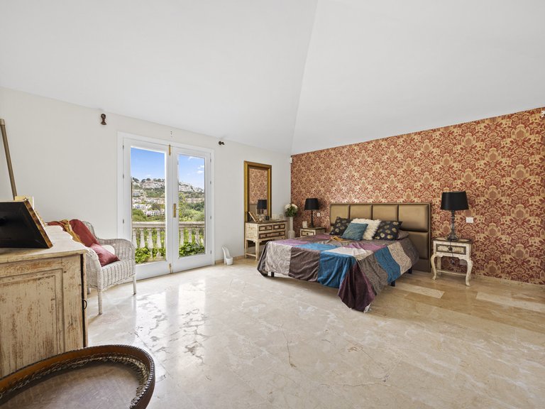Villa for Sale in Benahavís, Malaga 20