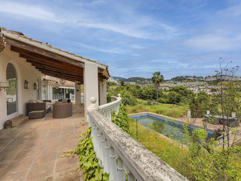 Villa for Sale in Benahavís, Malaga 24