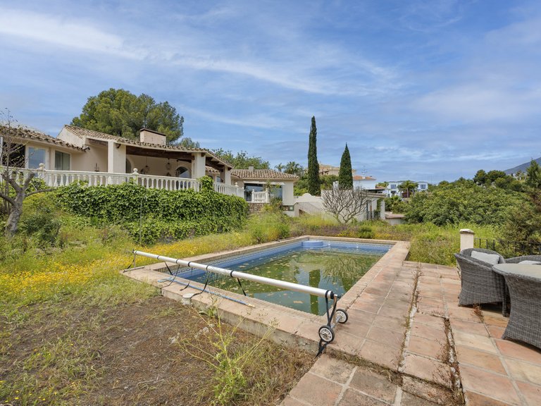 Villa for Sale in Benahavís, Malaga 30