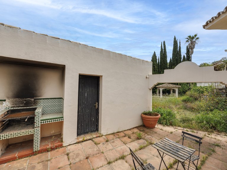 Villa for Sale in Benahavís, Malaga 31