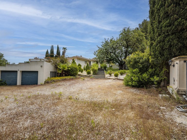 Villa for Sale in Benahavís, Malaga 32