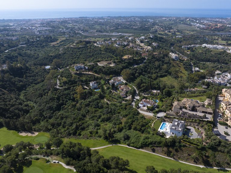 Villa for Sale in Benahavís, Malaga 36
