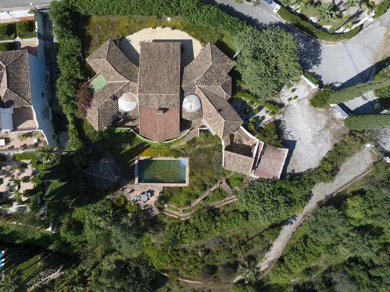 Villa for Sale in Benahavís, Malaga 41