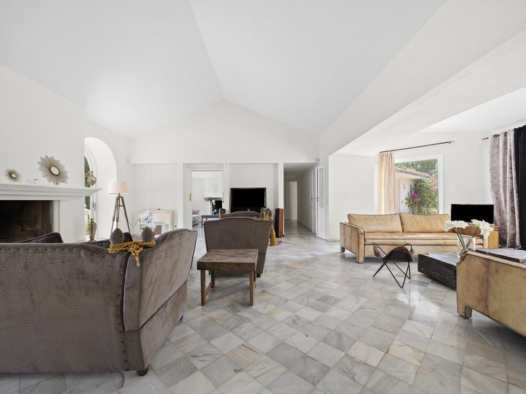 Villa for Sale in Benahavís, Malaga 7
