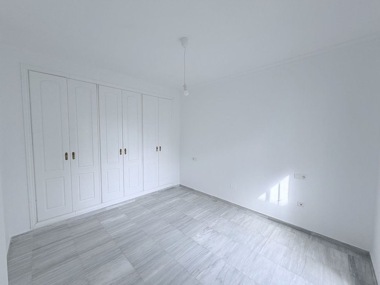 Apartment for Sale in Alhaurín El Grande, Malaga 14