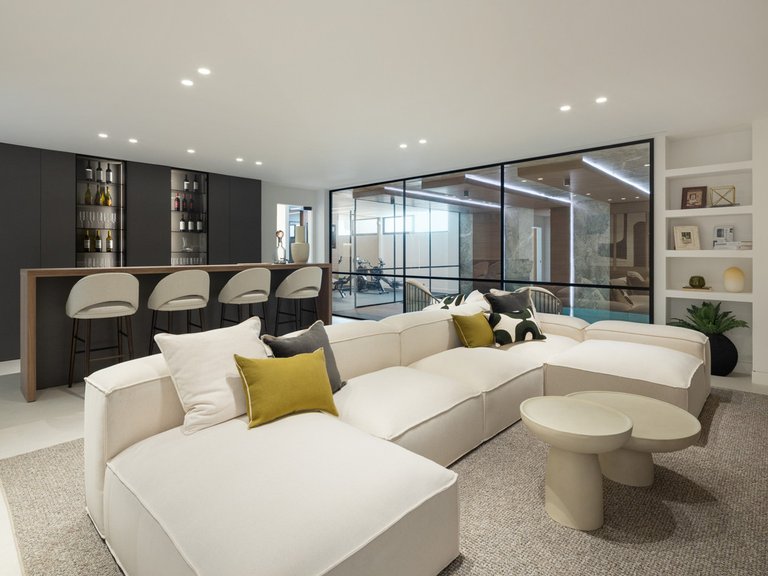 Villa for Sale in Benahavís, Malaga 24