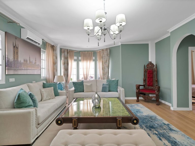 Villa for Sale in Estepona, Malaga 4