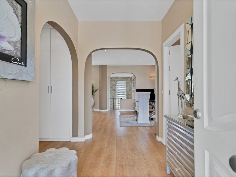 Villa for Sale in Estepona, Malaga 44