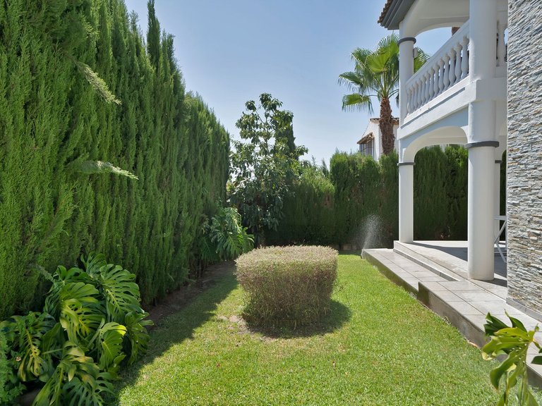 Villa for Sale in Estepona, Malaga 58