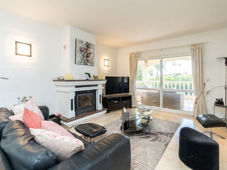 Villa for Sale in Marbesa, Malaga 10