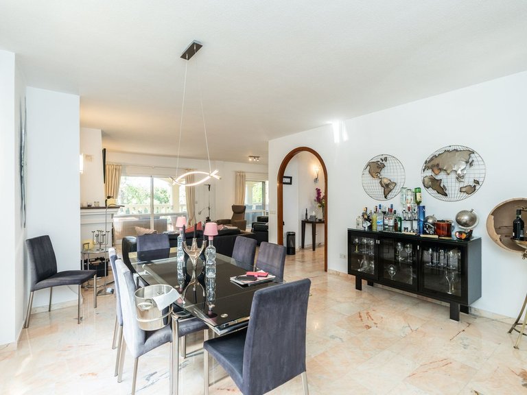Villa for Sale in Marbesa, Malaga 13