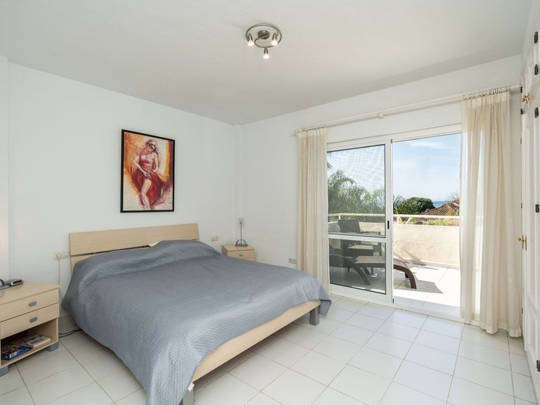 Villa for Sale in Marbesa, Malaga 18