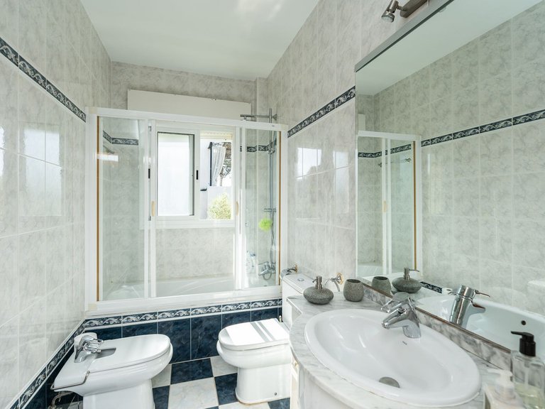 Villa for Sale in Marbesa, Malaga 19