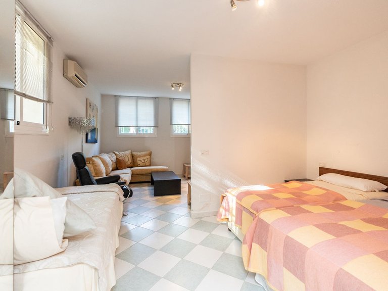 Villa for Sale in Marbesa, Malaga 25