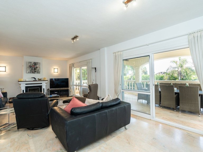 Villa for Sale in Marbesa, Malaga 6