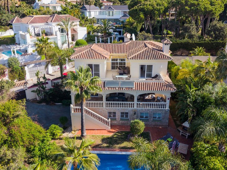Villa for Sale in Marbesa, Malaga 9