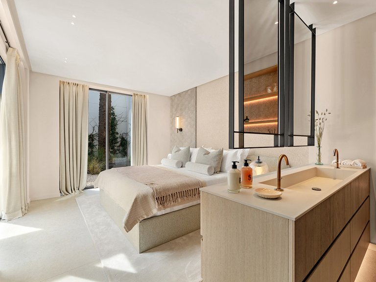 Villa for Sale in Nueva Andalucía, Malaga 40