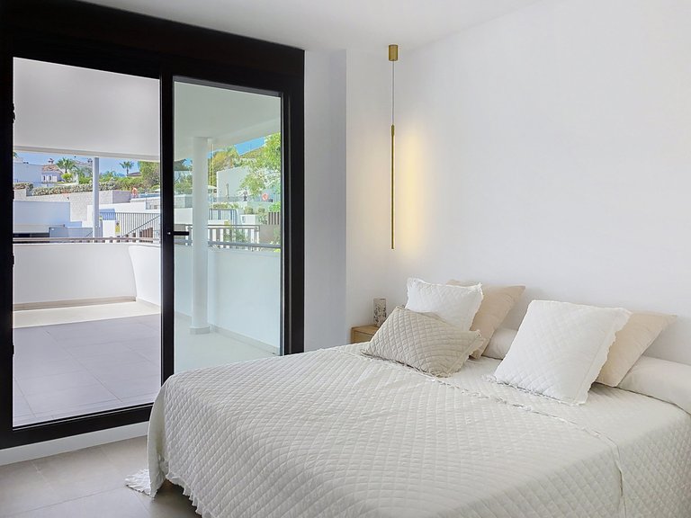 Apartment for Sale in Estepona, Malaga 4