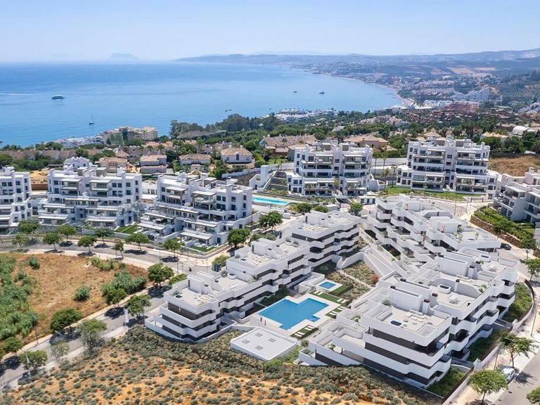 Apartment for Sale in Estepona, Malaga 7