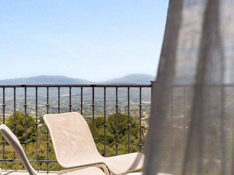 Villa for Sale in Alhaurín El Grande, Malaga 13
