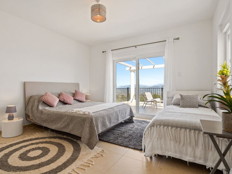 Villa for Sale in Alhaurín El Grande, Malaga 17