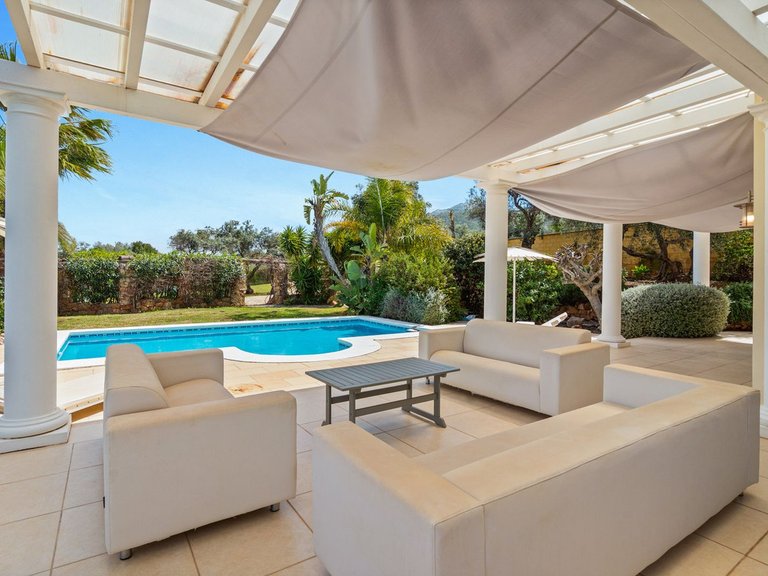Villa for Sale in Alhaurín El Grande, Malaga 36