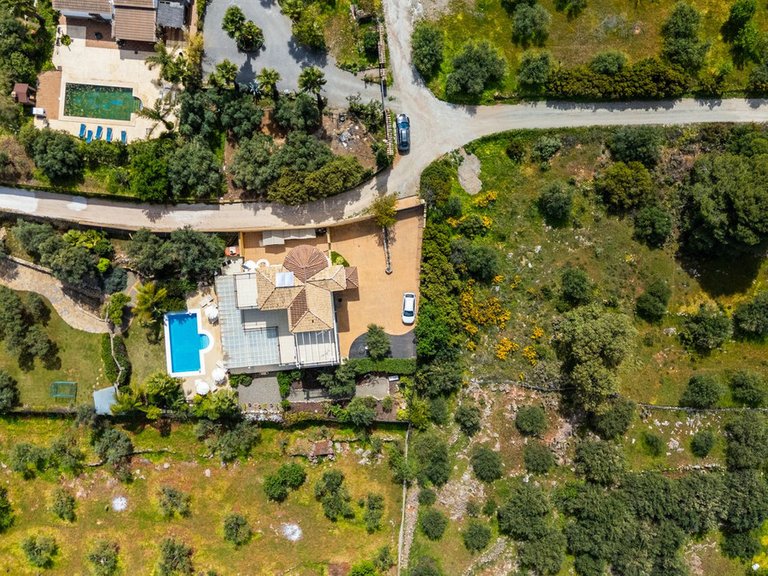 Villa for Sale in Alhaurín El Grande, Malaga 53