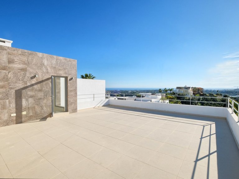 Villa for Sale in Benahavís, Malaga 19