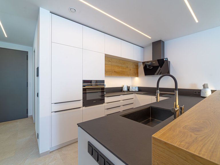 Villa for Sale in San Pedro De Alcántara, Malaga 8