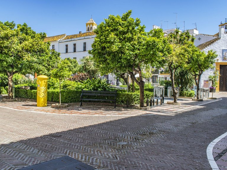 Apartment for Sale in Marbella, Malaga 16