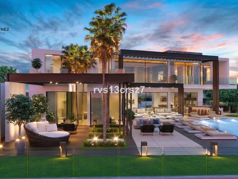 Villa for Sale in Elviria, Malaga 2