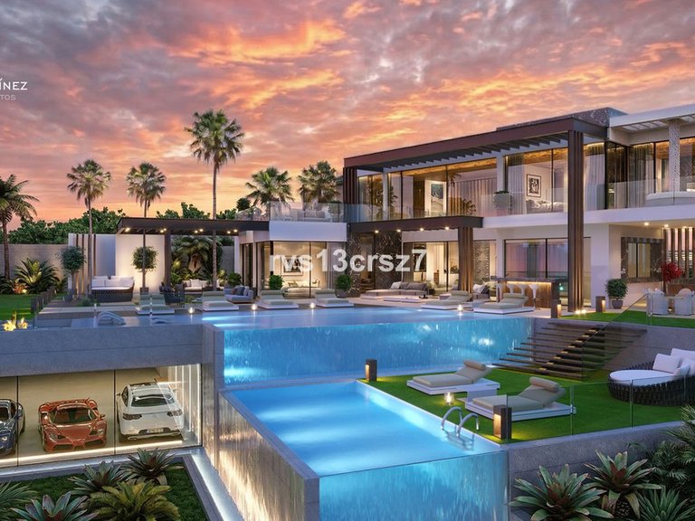 Villa for Sale in Elviria, Malaga 3