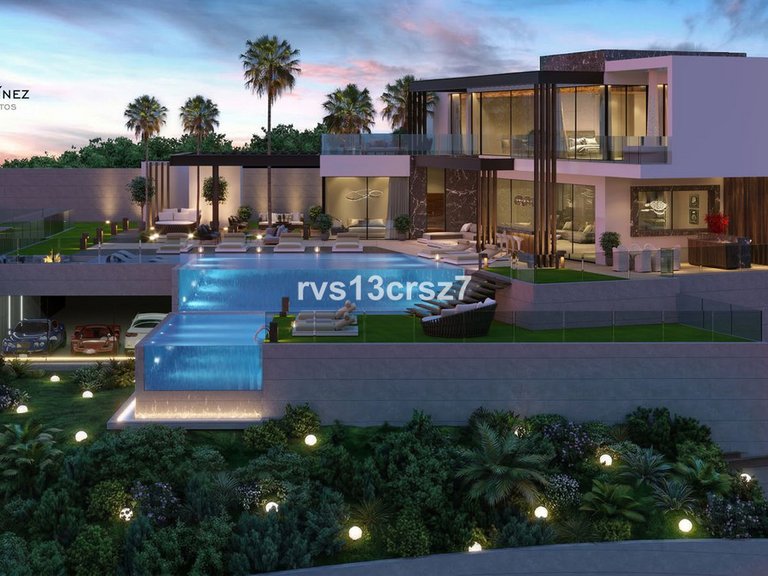 Villa for Sale in Elviria, Malaga 4