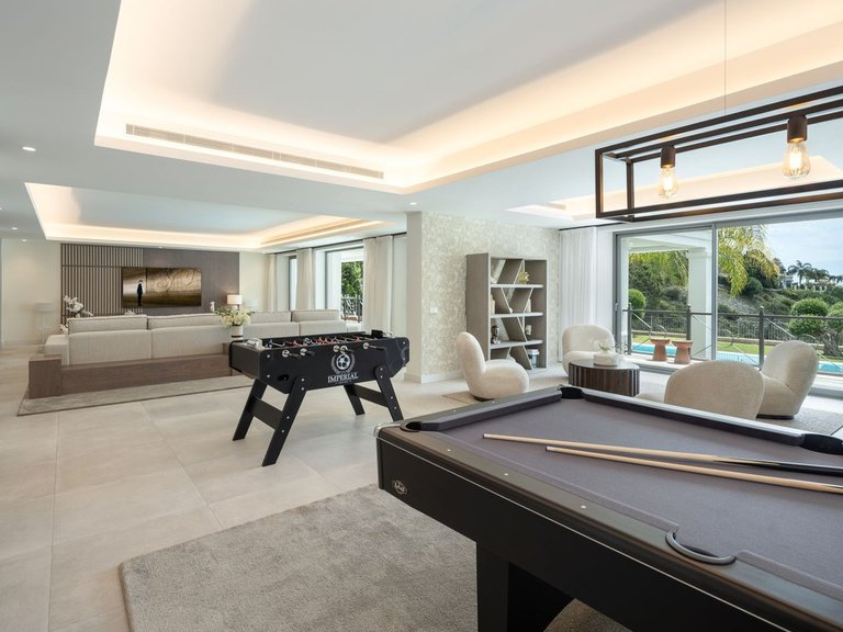 Villa for Sale in Benahavís, Malaga 22