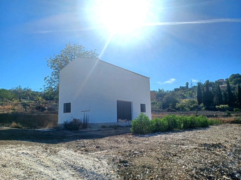 Villa for Sale in Coín, Malaga 1