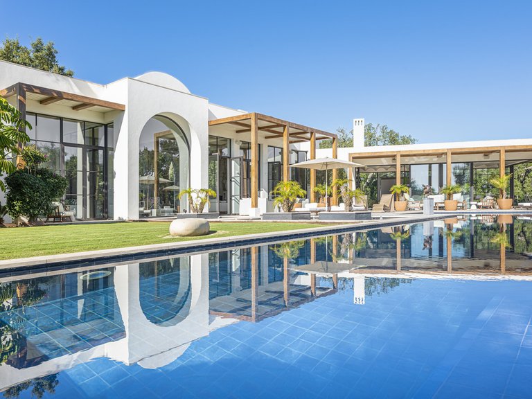 Villa for Sale in Sotogrande, Cadiz 1