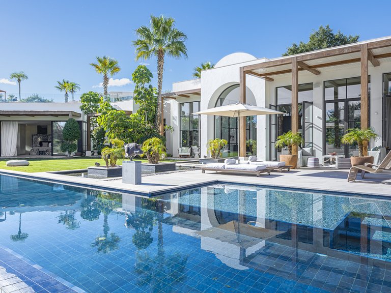 Villa for Sale in Sotogrande, Cadiz 2
