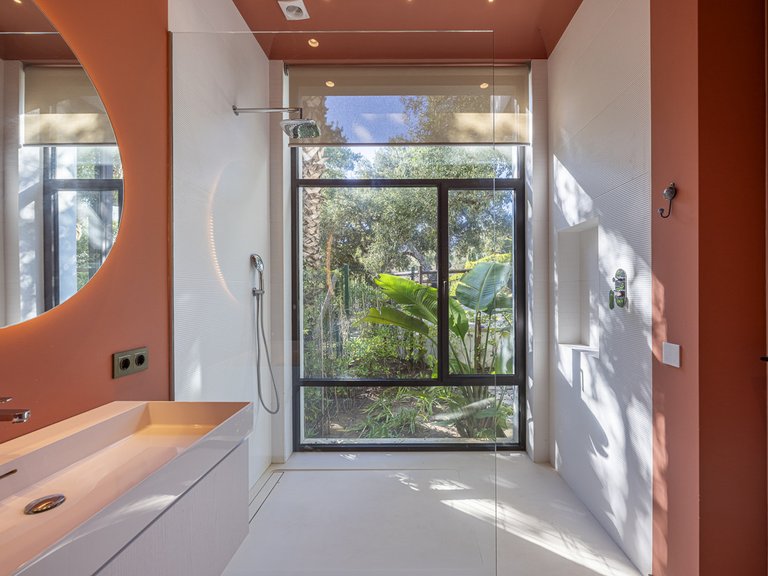 Villa for Sale in Sotogrande, Cadiz 25