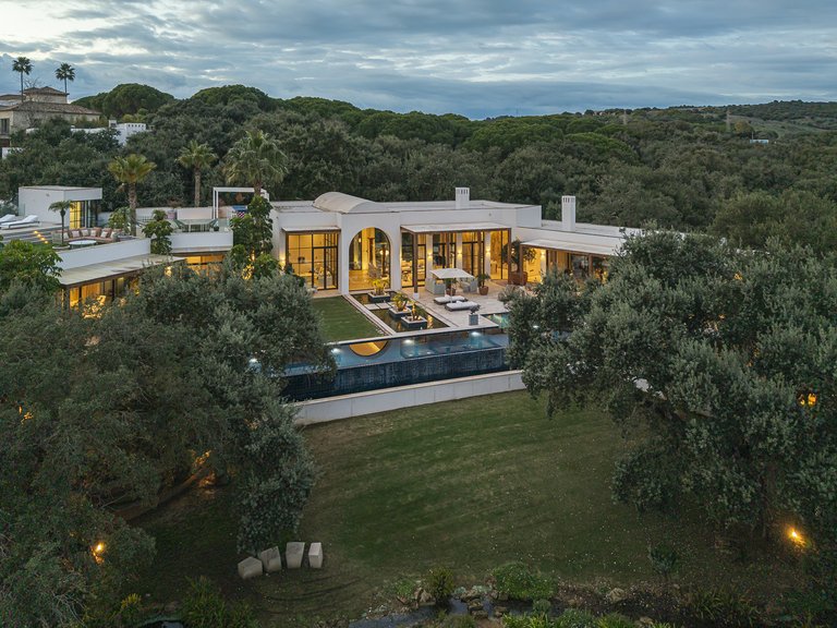 Villa for Sale in Sotogrande, Cadiz 3