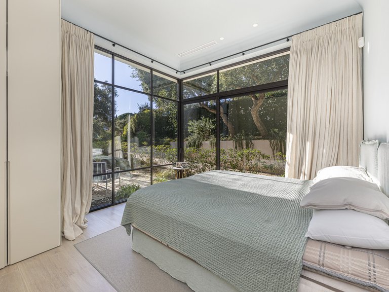 Villa for Sale in Sotogrande, Cadiz 31