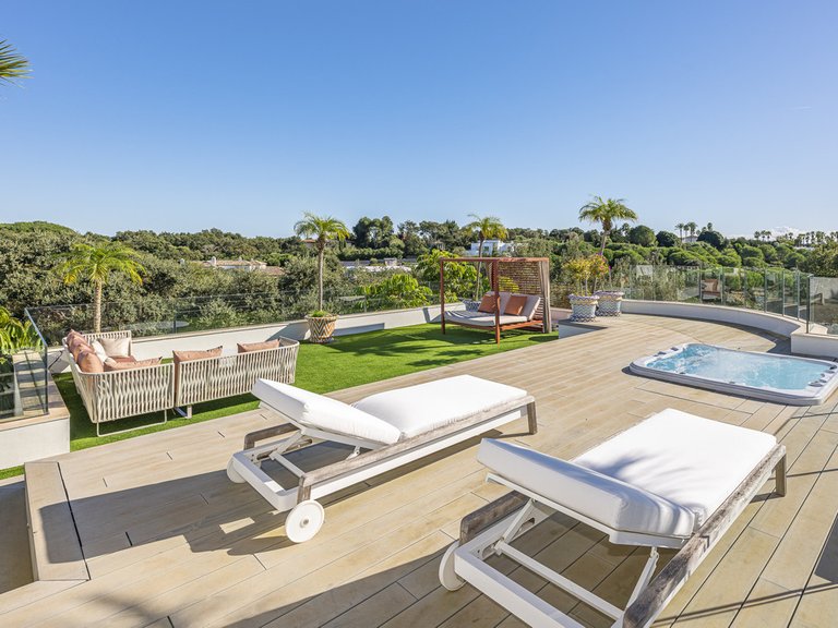 Villa for Sale in Sotogrande, Cadiz 40