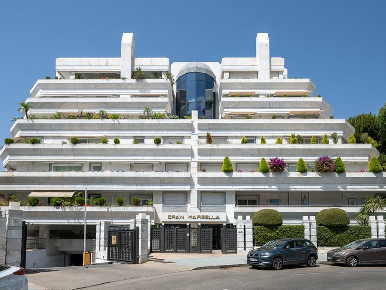Apartment for Sale in Marbella, Malaga 1