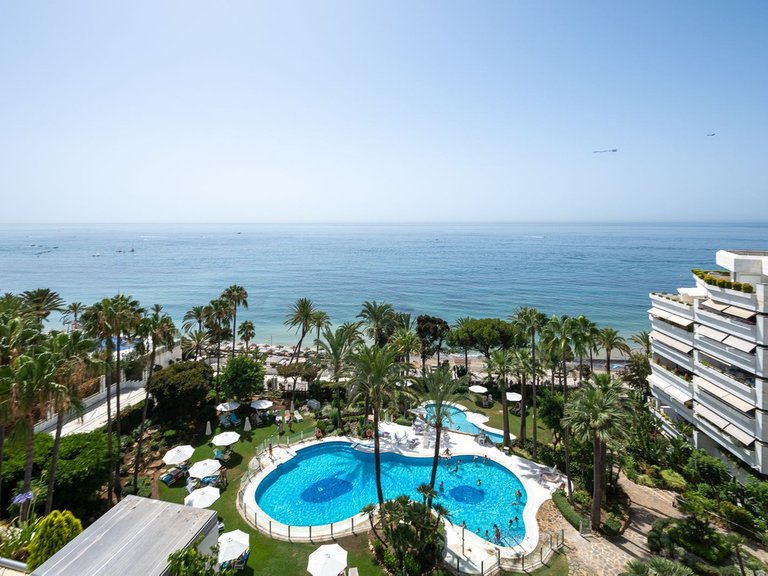 Apartment for Sale in Marbella, Malaga 25