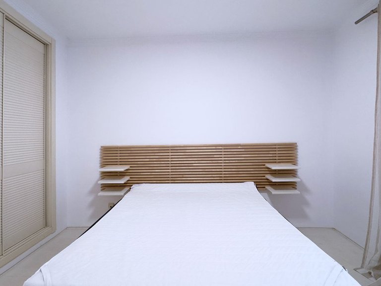 Apartment for Sale in Nueva Andalucía, Malaga 16